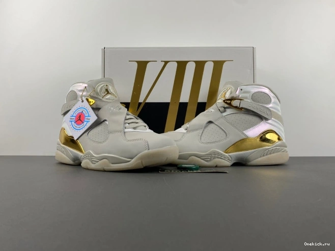 One Kick Jordan Retro Champagne 8 832821-030 0807